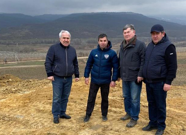 В Табасаранском районе возводится плодоовощехранилище на 1200 тонн