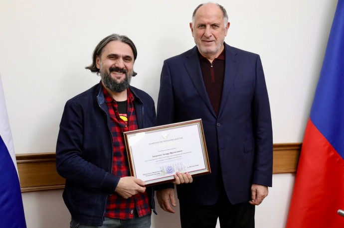 Абдулмуслим Абдулмуслимов провел церемонию награждения дагестанцев