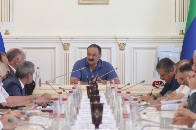 Сергей Меликов провел заседание оргкомитета по подготовке к празднованию 100-летия Расула Гамзатова