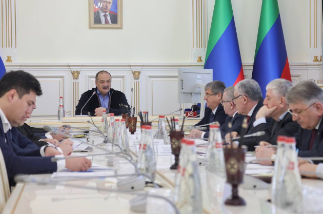 Под руководством Сергея Меликова обсудили вопросы реализации нацпроектов оказания гуманитарной помощи палестинцам