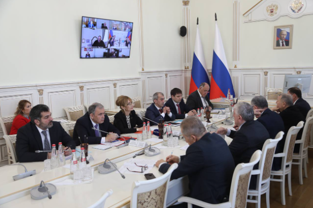 Под руководством Сергея Меликова обсудили ход проведения весенне-полевых работ в Дагестане