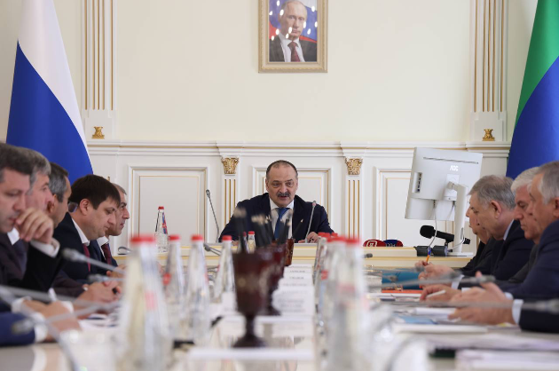 Сергей Меликов провел заседание Комиссии по увеличению доходной части консолидированного бюджета