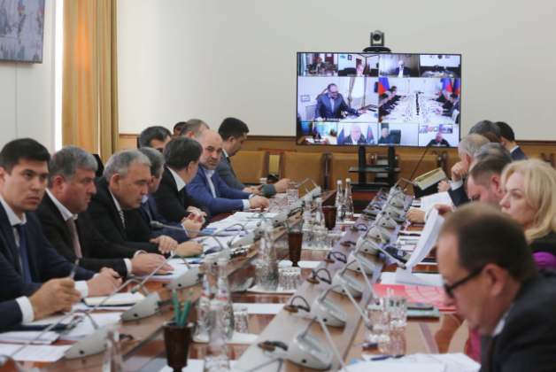 Под руководством Сергея Меликова обсудили вопросы подготовки предприятий ЖКХ к зиме