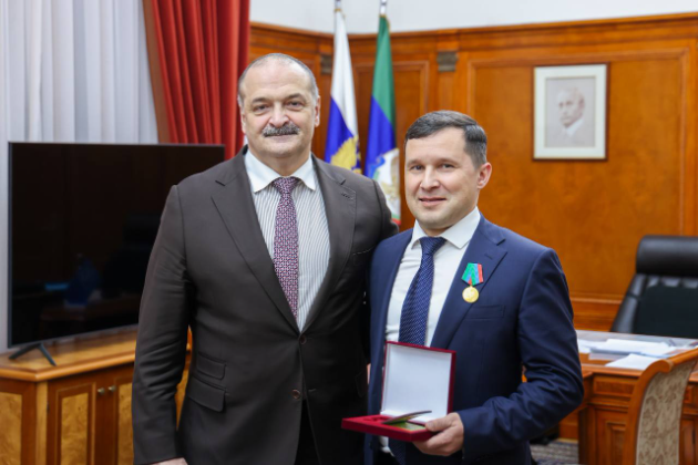 Сергей Меликов встретился с руководителем Управления Федеральной налоговой службы по Республике Дагестан Айдаром Байрамовым
