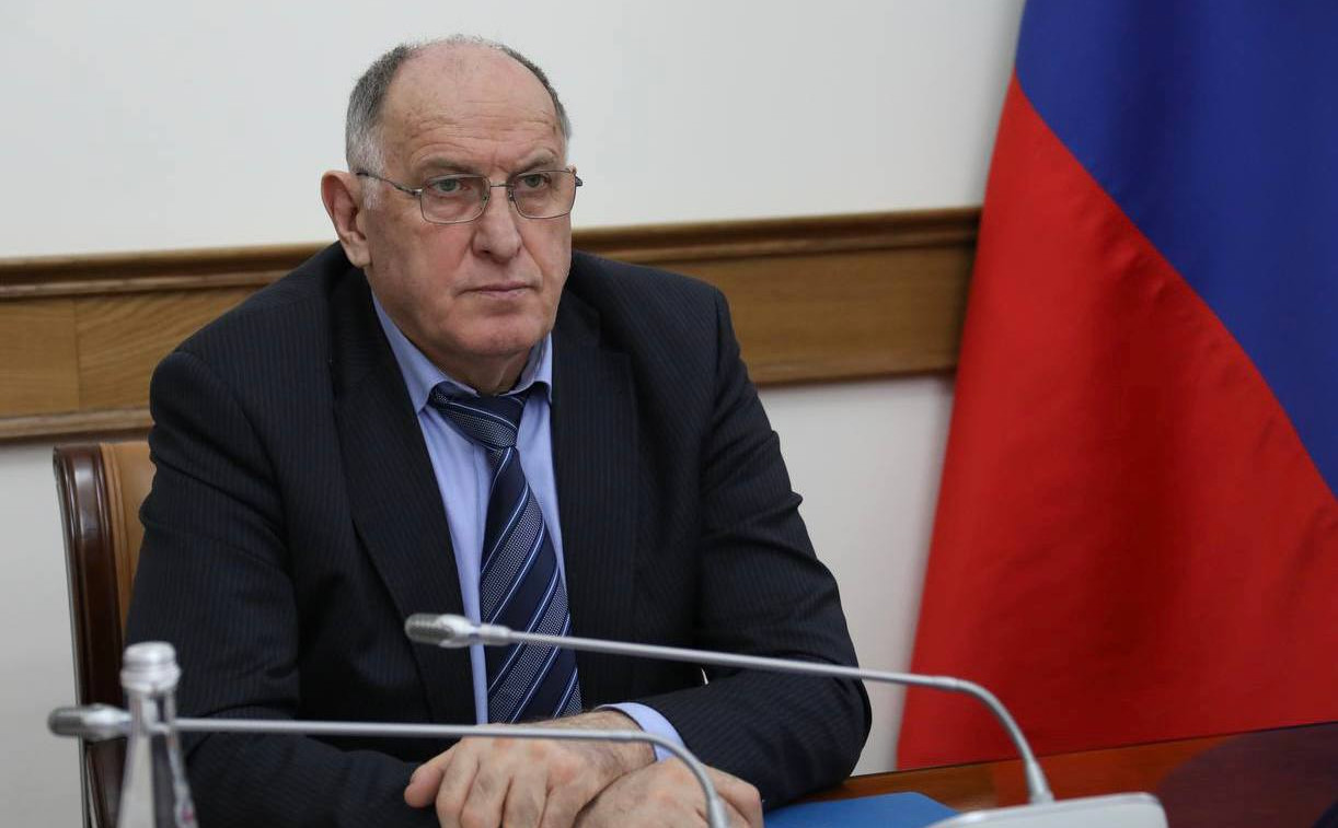Абдулмуслим Абдулмуслимов провел совещание по вопросам реализации Стратегии социально-экономического развития Дагестана до 2030 года