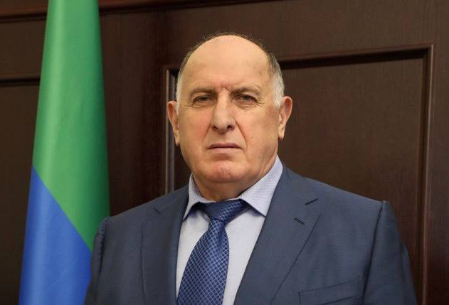Абдулмуслим Абдулмуслимов поздравил дагестанцев с Международным днем родного языка