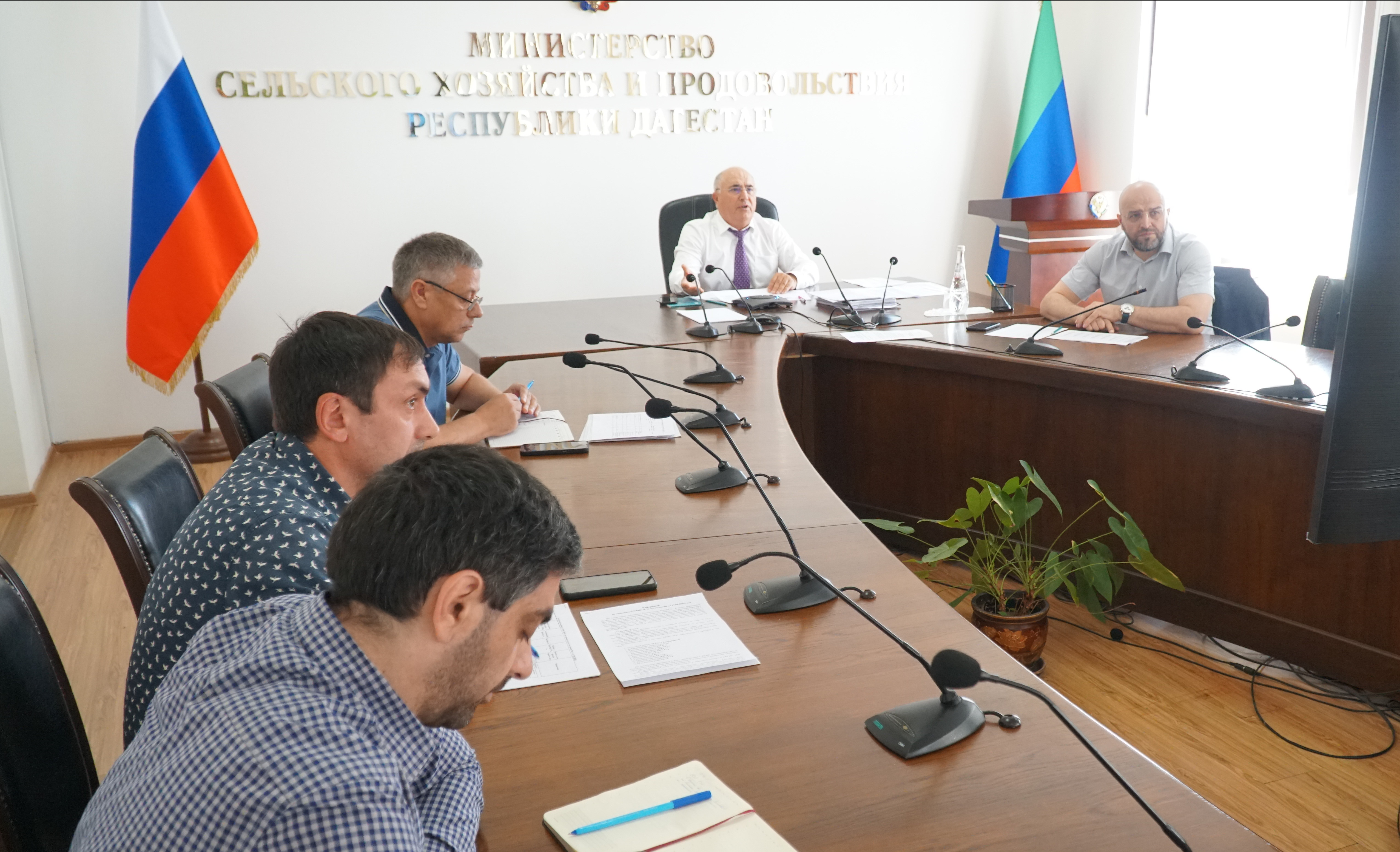 Минсельхозпрод Дагестана провел совещание с муниципалитетами по вопросу наполнения ЕФИС ЗСН