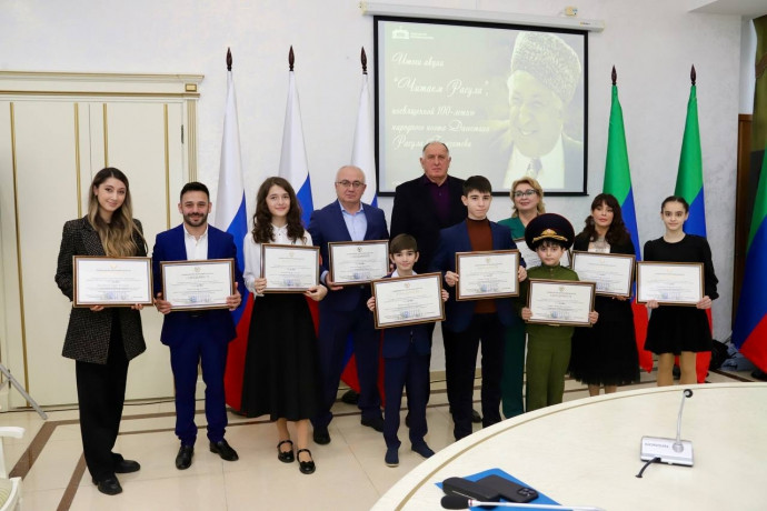Абдулмуслим Абдулмуслимов подвел итоги акции «Читаем Расула»