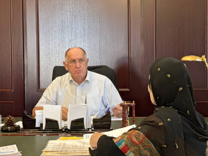 Абдулмуслим Абдулмуслимов провел прием граждан