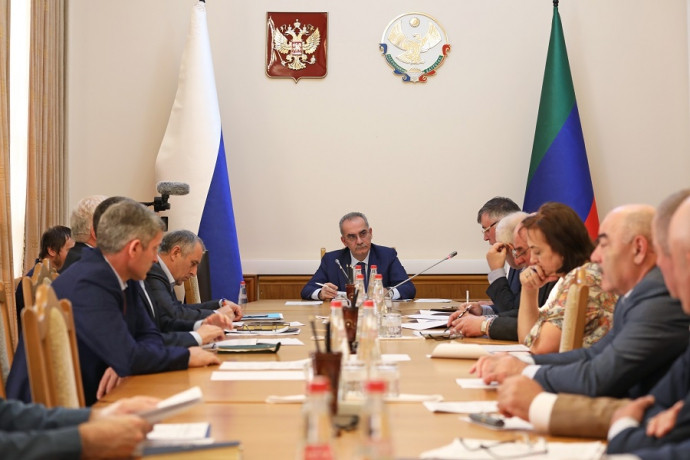 Нариман Абдулмуталибов провел заседание противоэпизоотической комиссии Правительства Дагестана