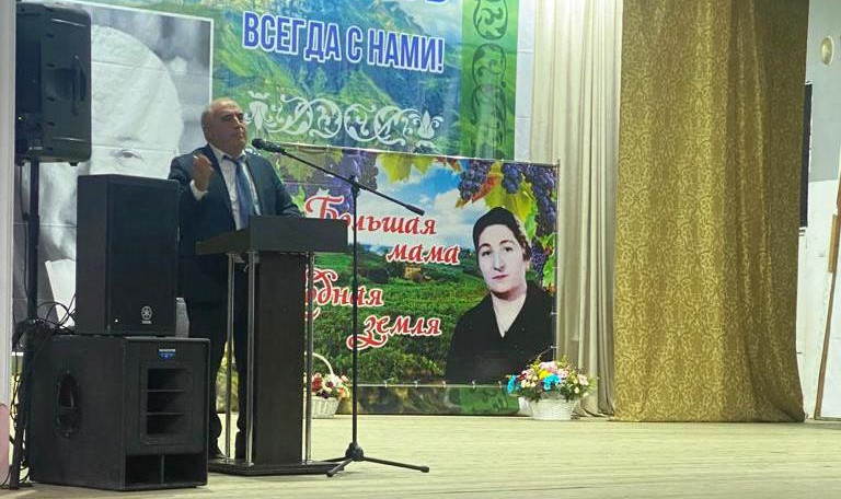 В Каякентском районе прошел вечер памяти, посвященный 100-летию Умуразият Джабраиловой