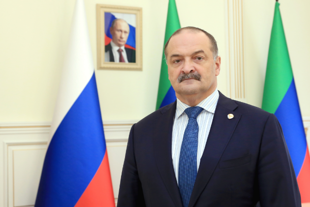 Сергей Меликов поздравил дагестанцев с Днем защитника Отечества