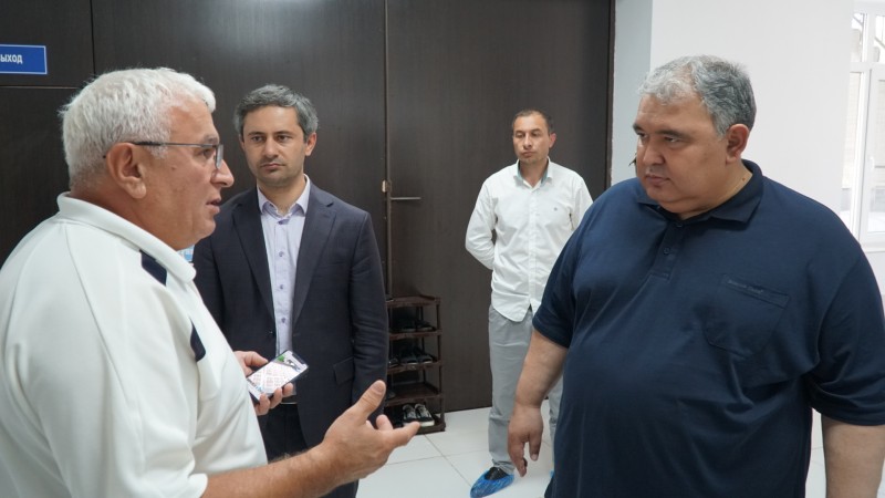 Руководитель Минсельхозпрода Дагестана ознакомился с работой предприятия по переработке мяса в Ботлихском районе